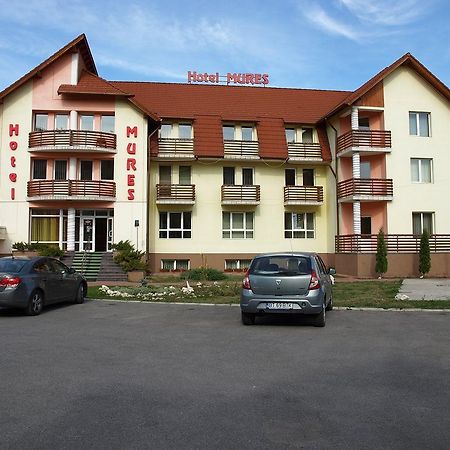 Hotel Mures Topliţa Exteriér fotografie